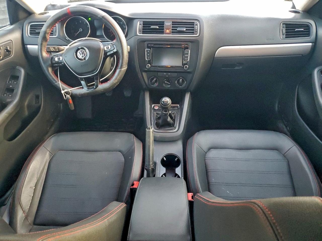 2015 VOLKSWAGEN JETTA BASE photo 8