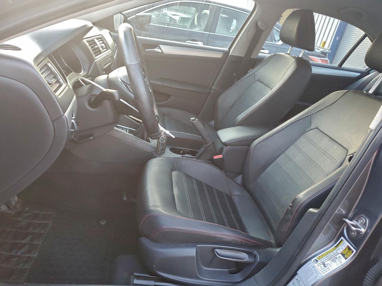 2015 VOLKSWAGEN JETTA BASE photo 7