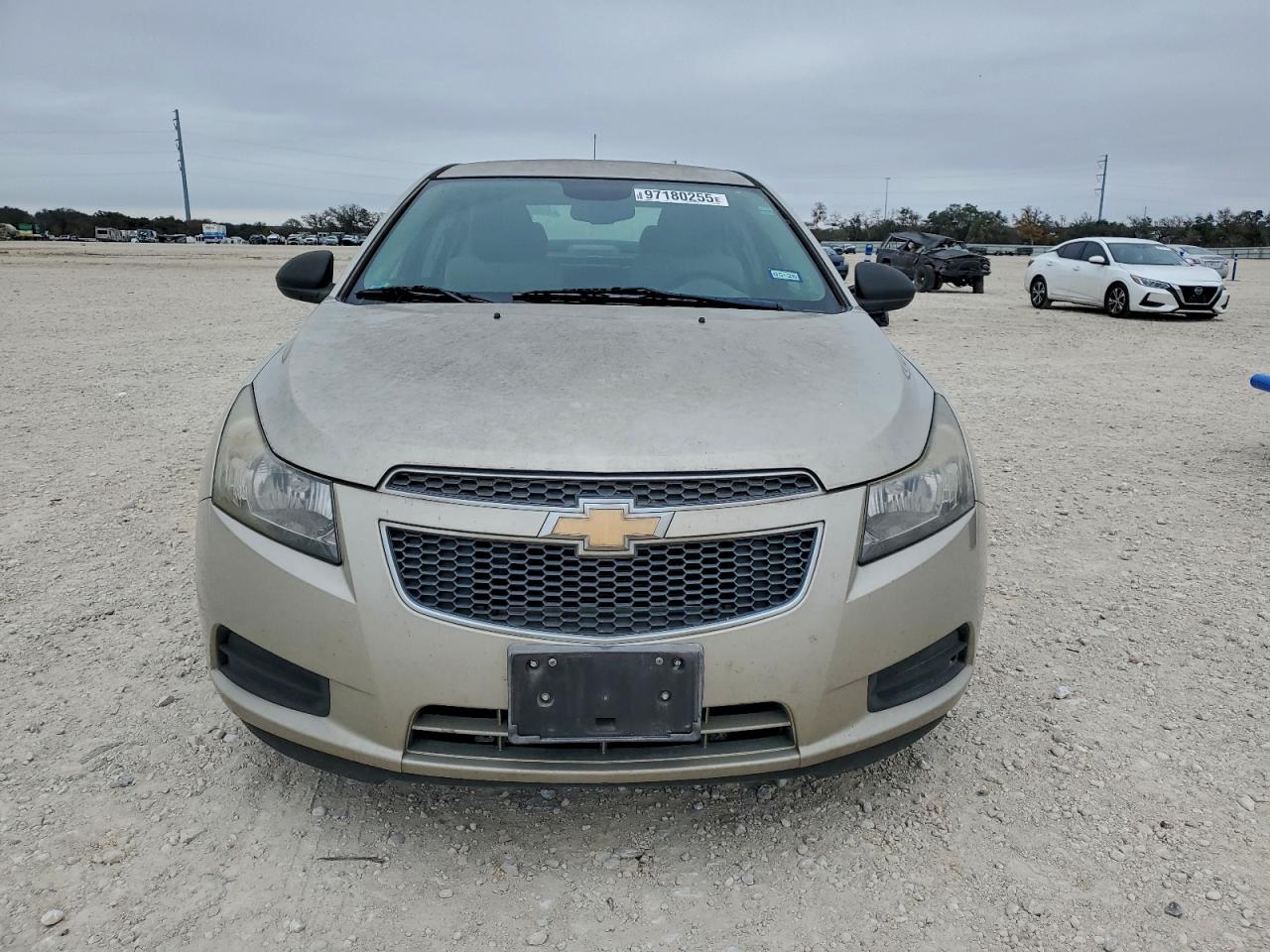 2013 CHEVROLET CRUZE LS photo 5