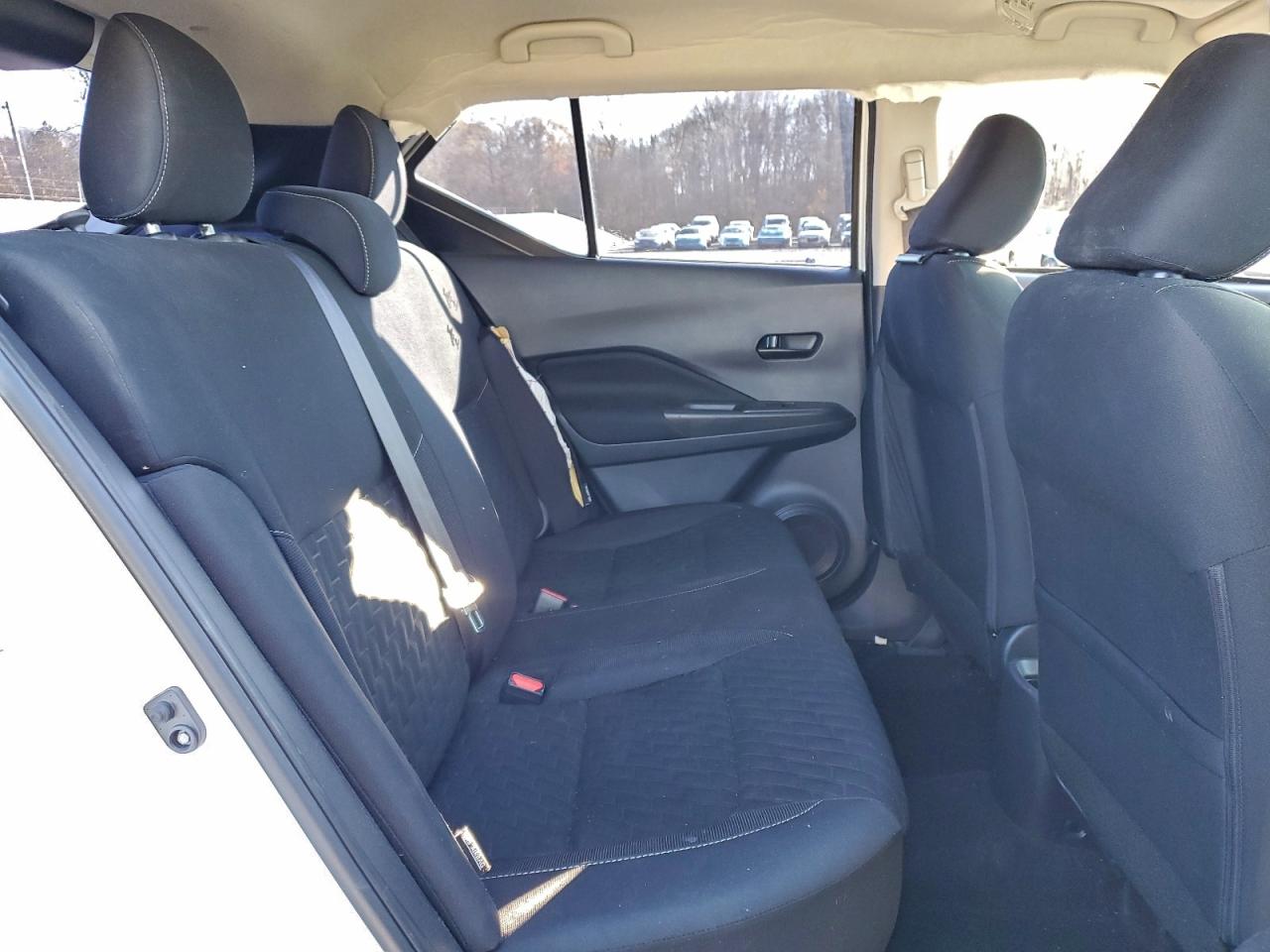2021 NISSAN KICKS S photo 11