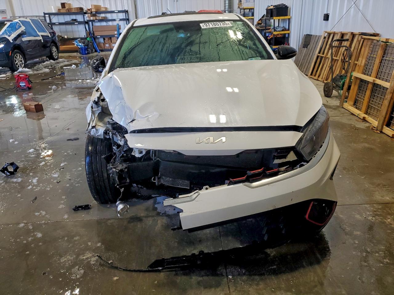 2024 KIA FORTE GT LINE photo 5