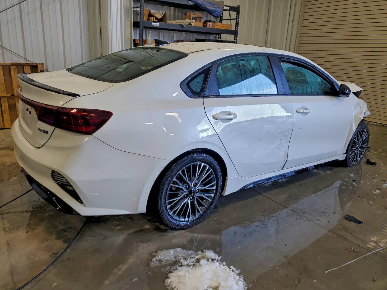 2024 KIA FORTE GT LINE photo 3