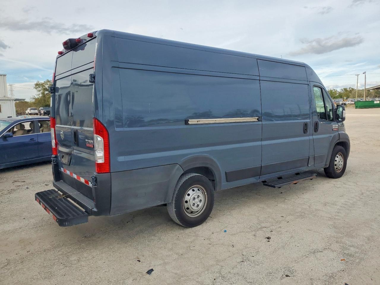2020 RAM PROMASTER 3500 DELIVERY VAN photo 3