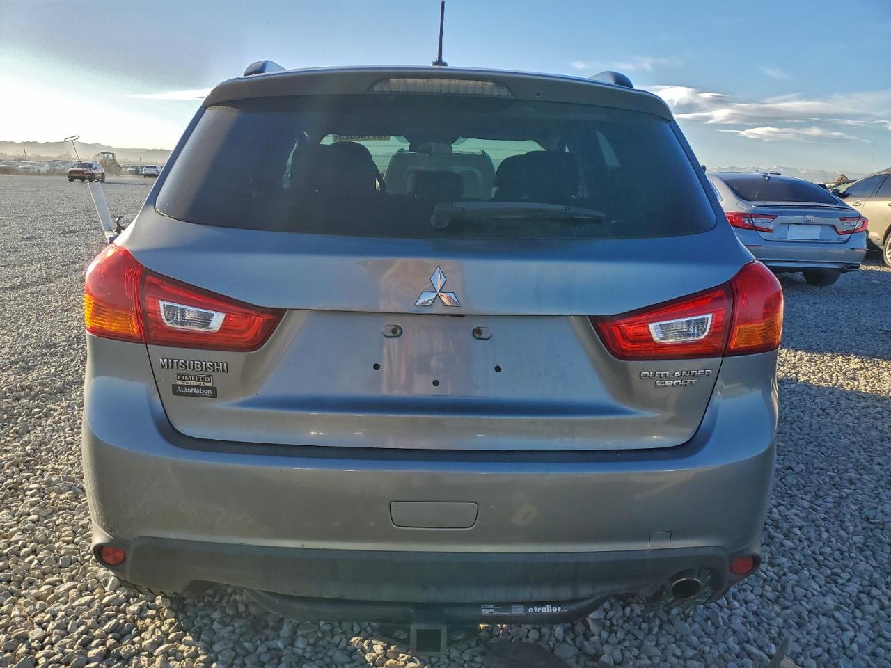 2013 MITSUBISHI OUTLANDER SPORT LE photo 6