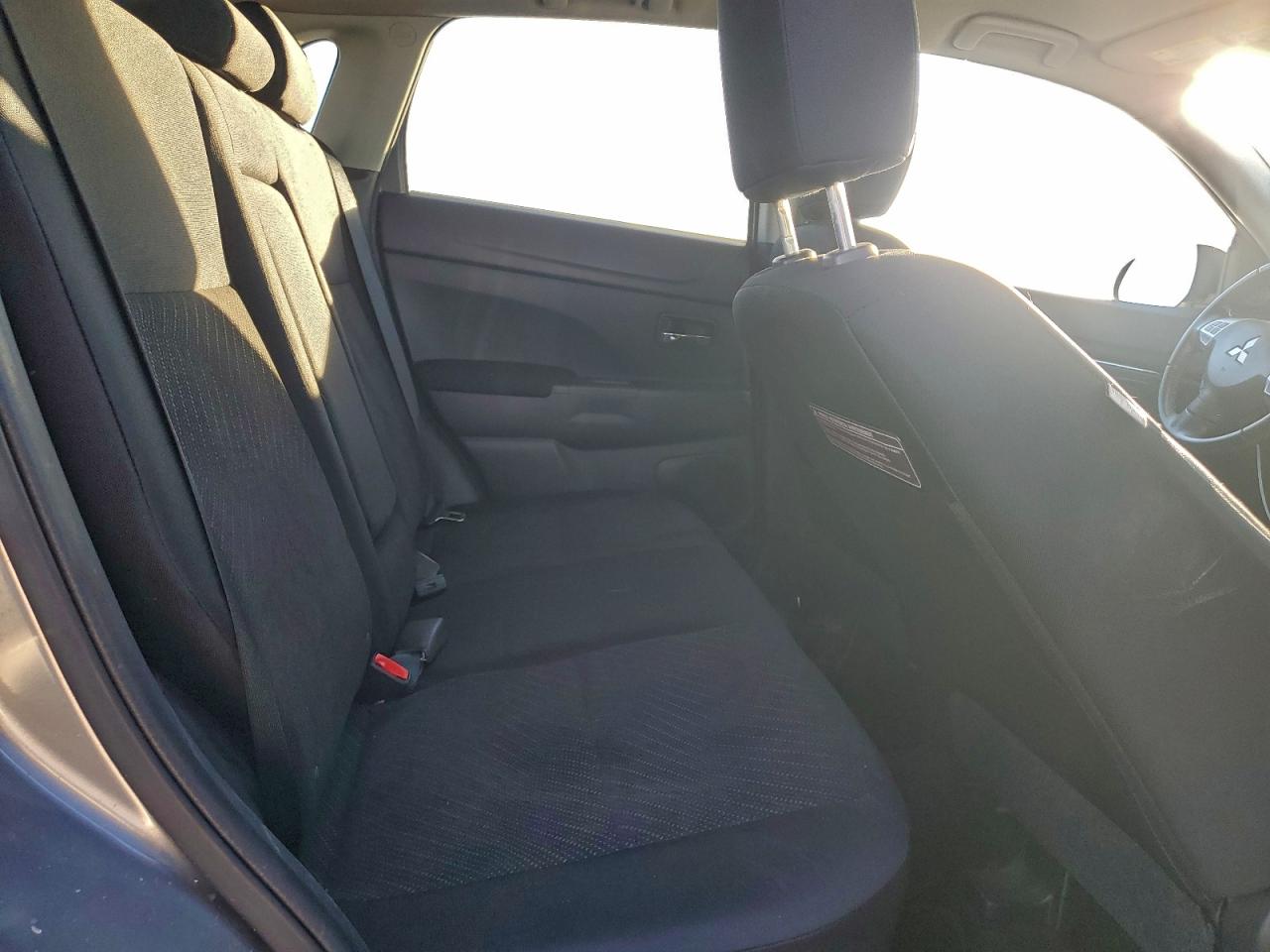 2013 MITSUBISHI OUTLANDER SPORT LE photo 11