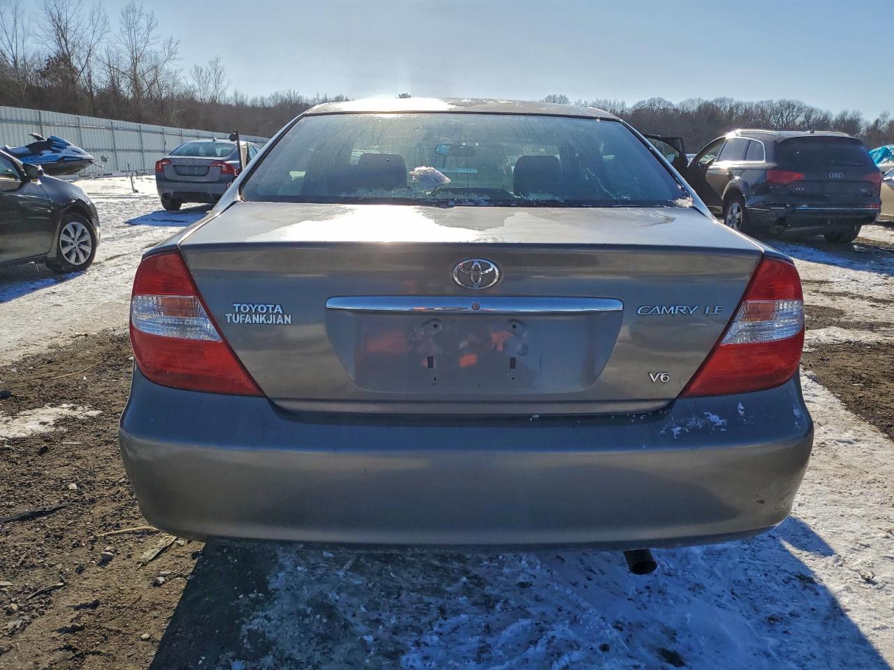 2003 TOYOTA CAMRY LE photo 6