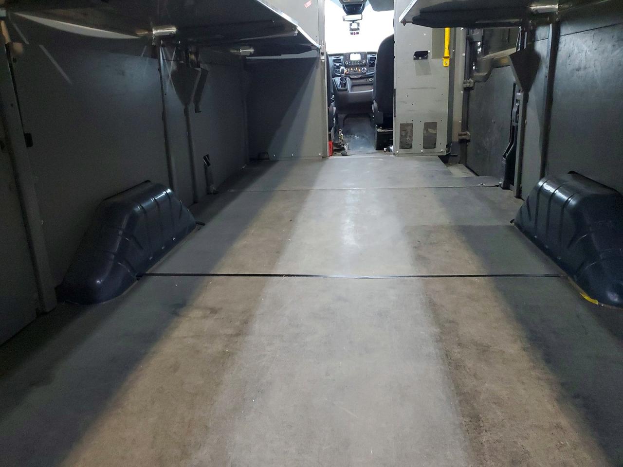 2020 FORD TRANSIT T-250 photo 10
