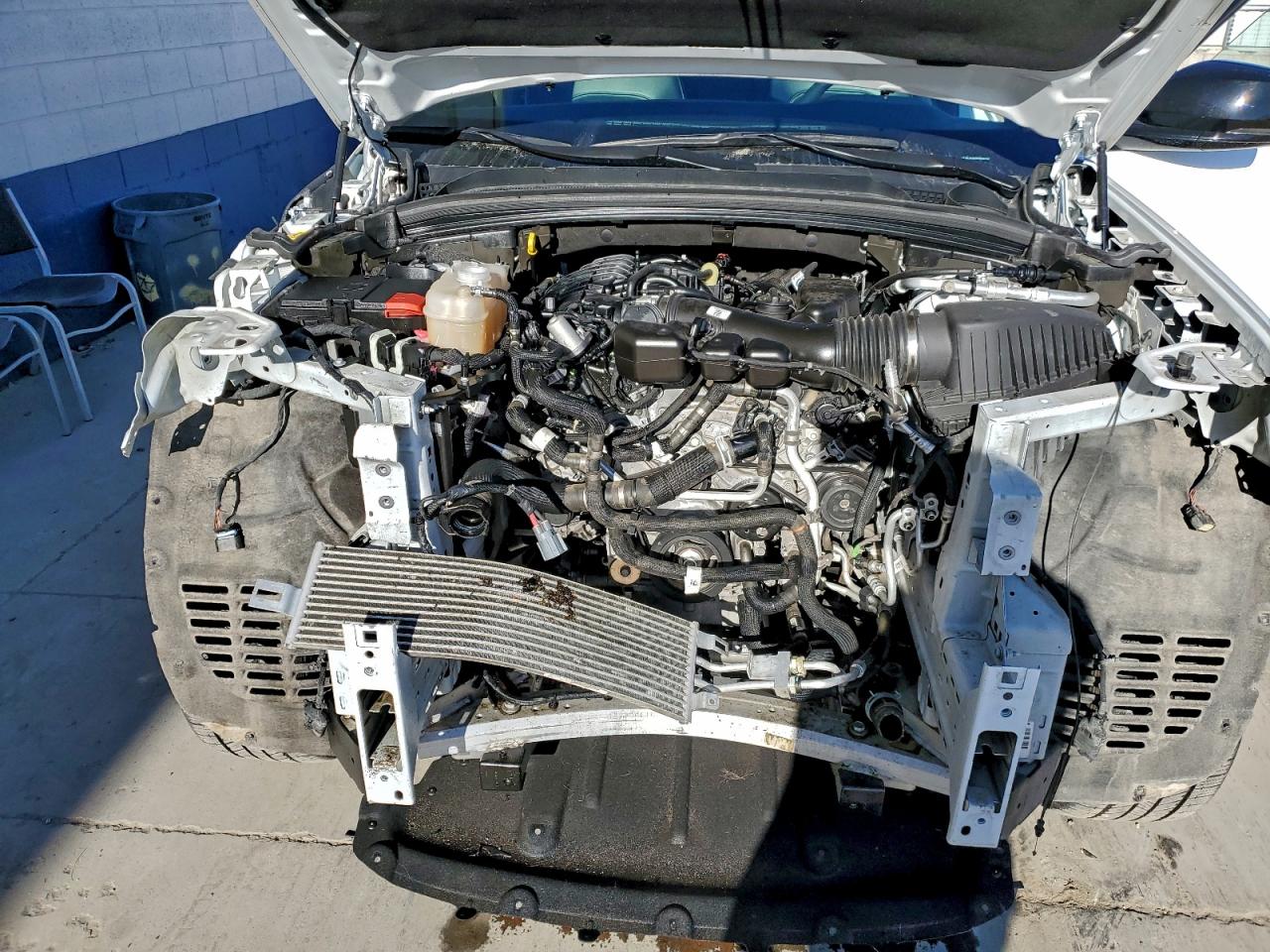 2023 JEEP GRAND CHEROKEE LAREDO photo 11