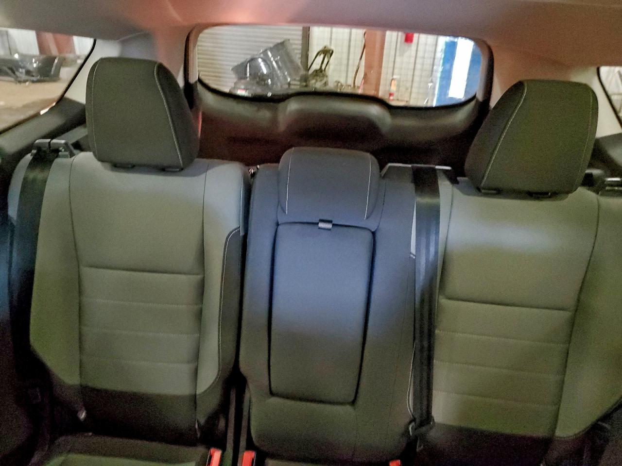 2016 FORD ESCAPE SE photo 10