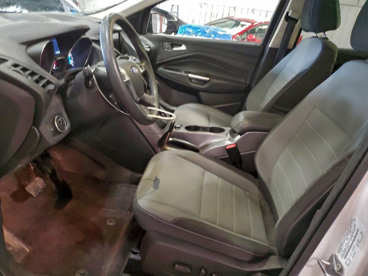 2016 FORD ESCAPE SE photo 7
