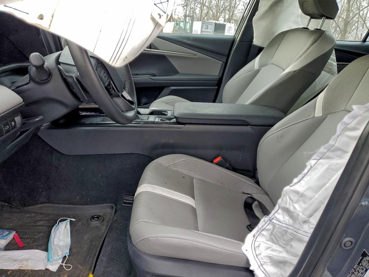 2025 TOYOTA CAMRY photo 7