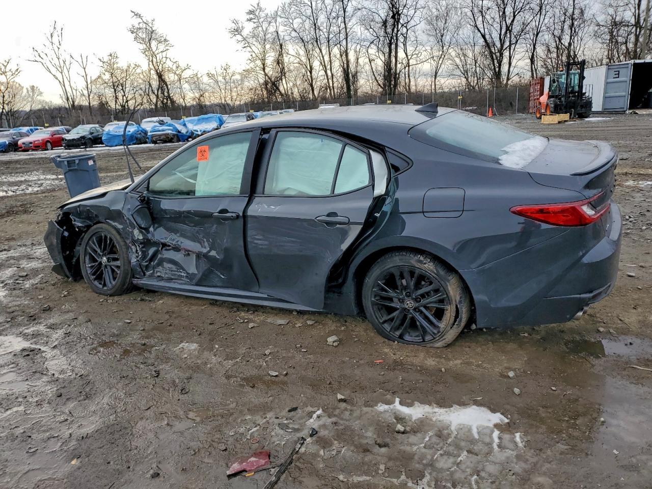 2025 TOYOTA CAMRY photo 2