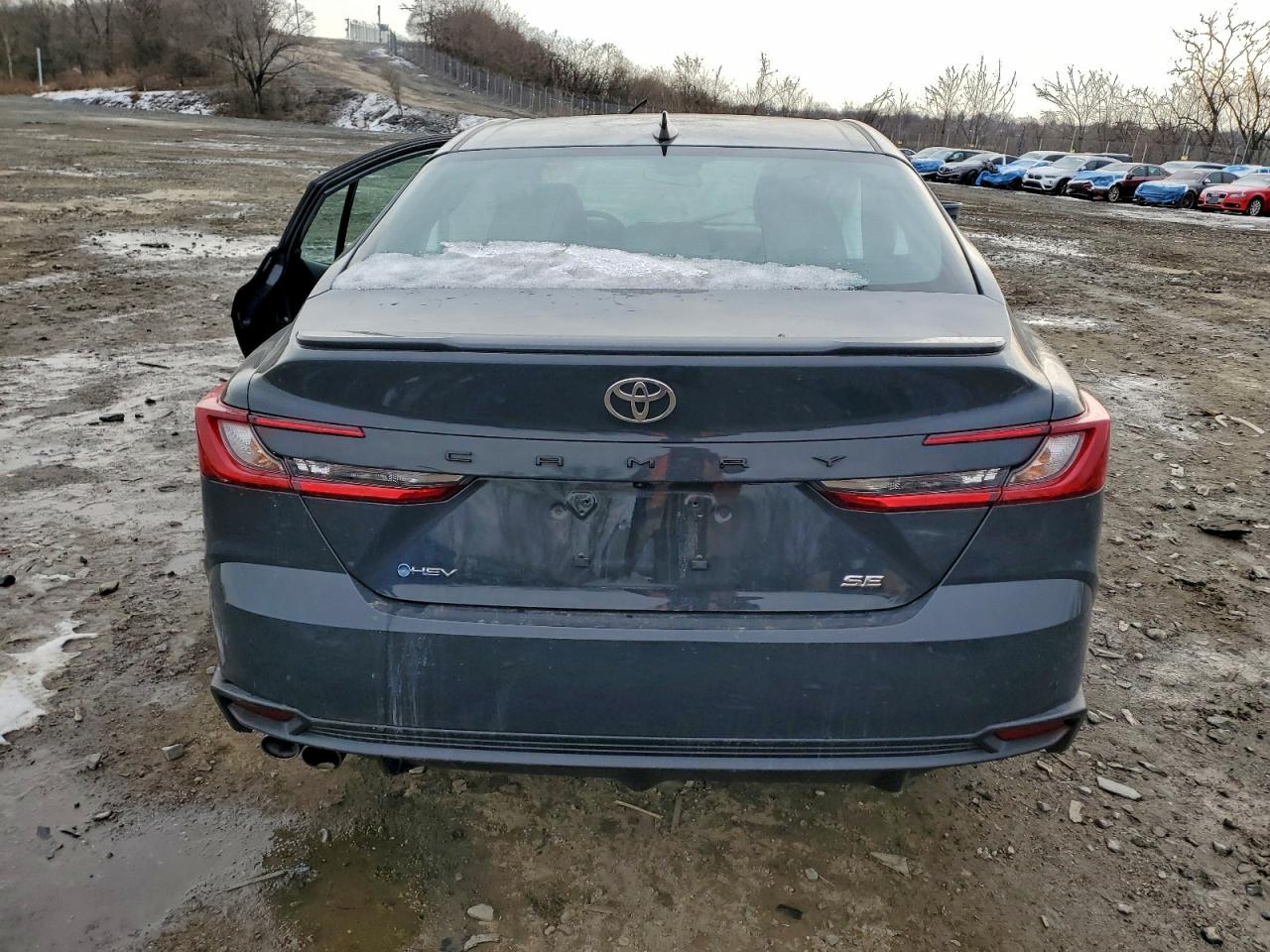 2025 TOYOTA CAMRY photo 6