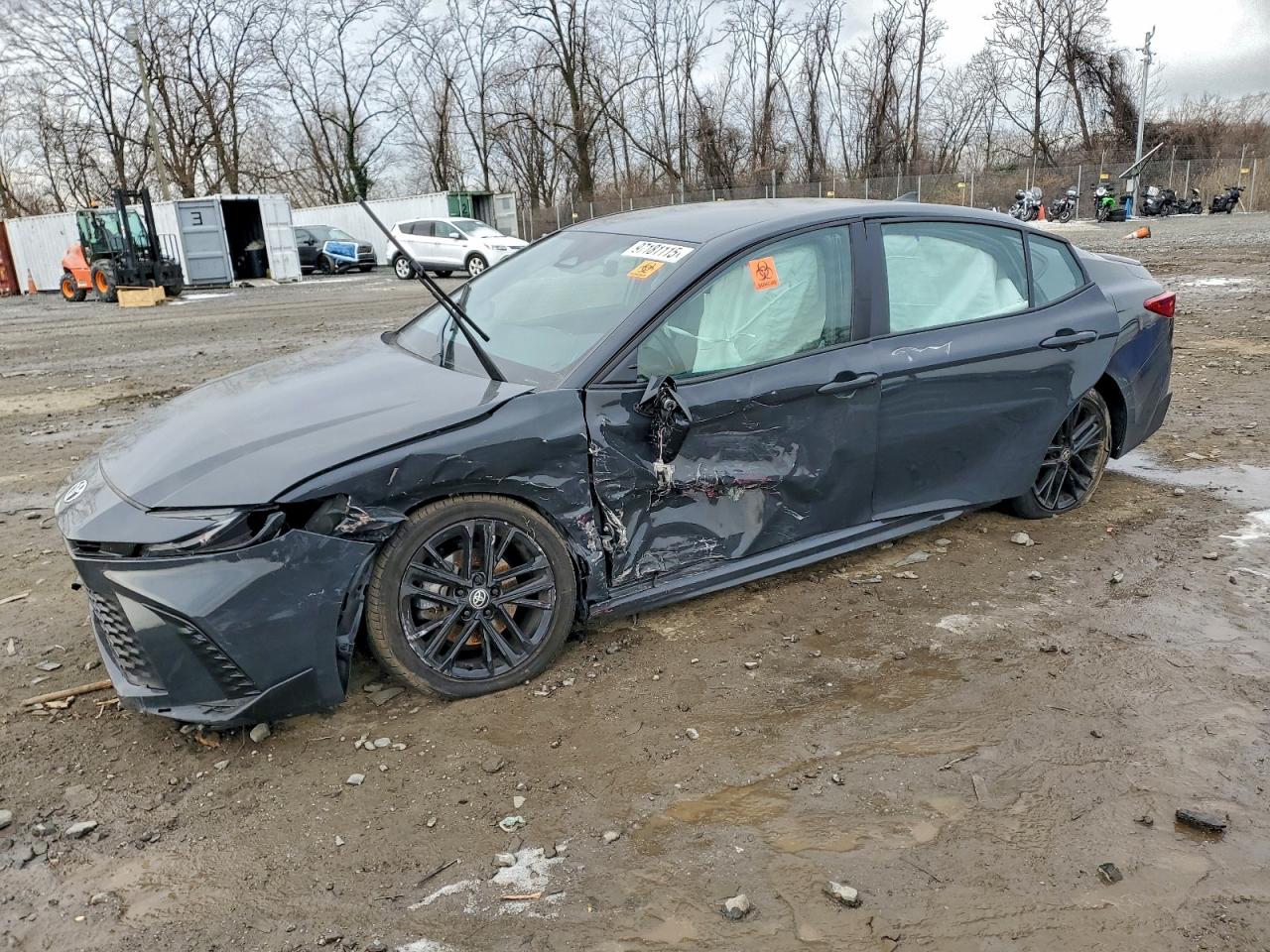 2025 TOYOTA CAMRY