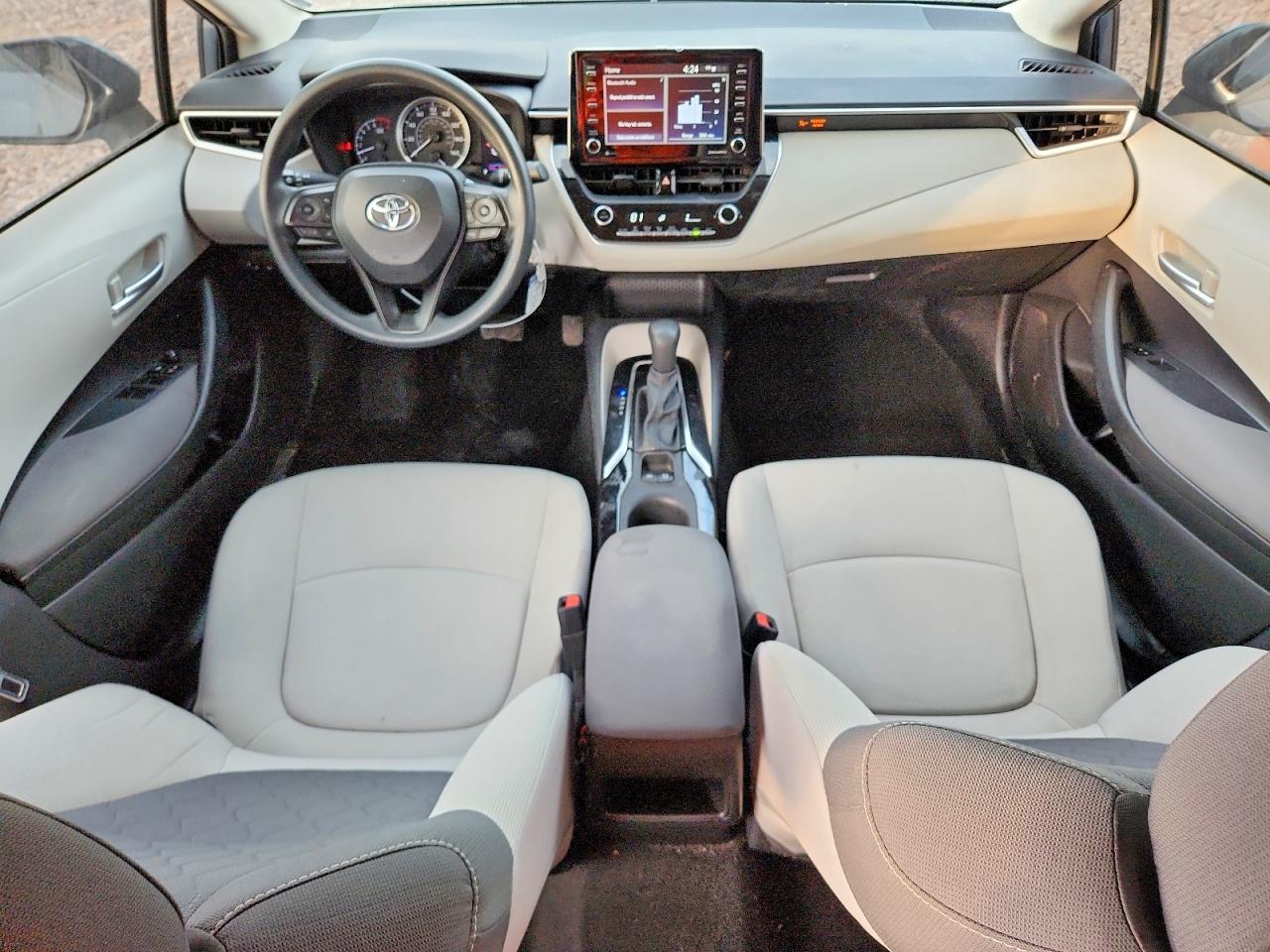 2021 TOYOTA COROLLA LE photo 8
