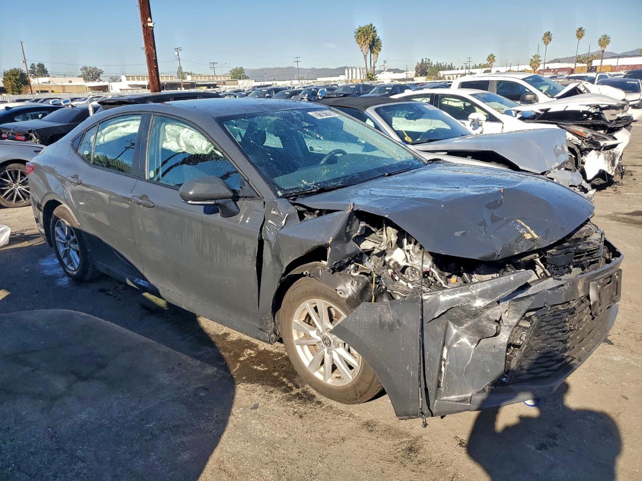 2025 TOYOTA CAMRY XSE photo 4