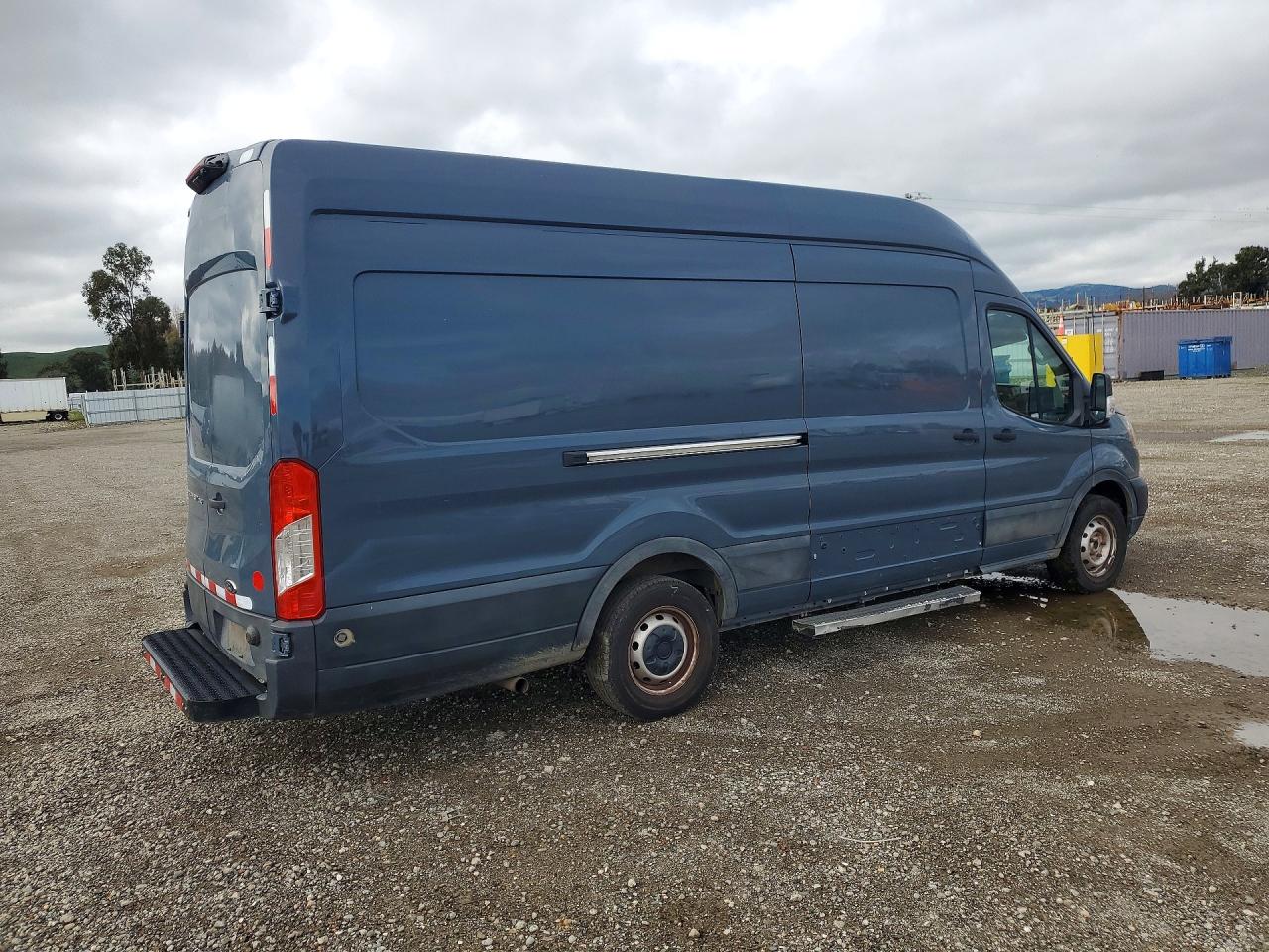 2020 FORD TRANSIT 250 DELIVERY VAN photo 3