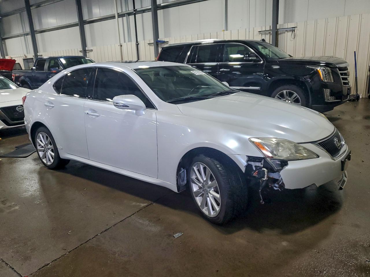 2010 LEXUS IS 250 photo 4