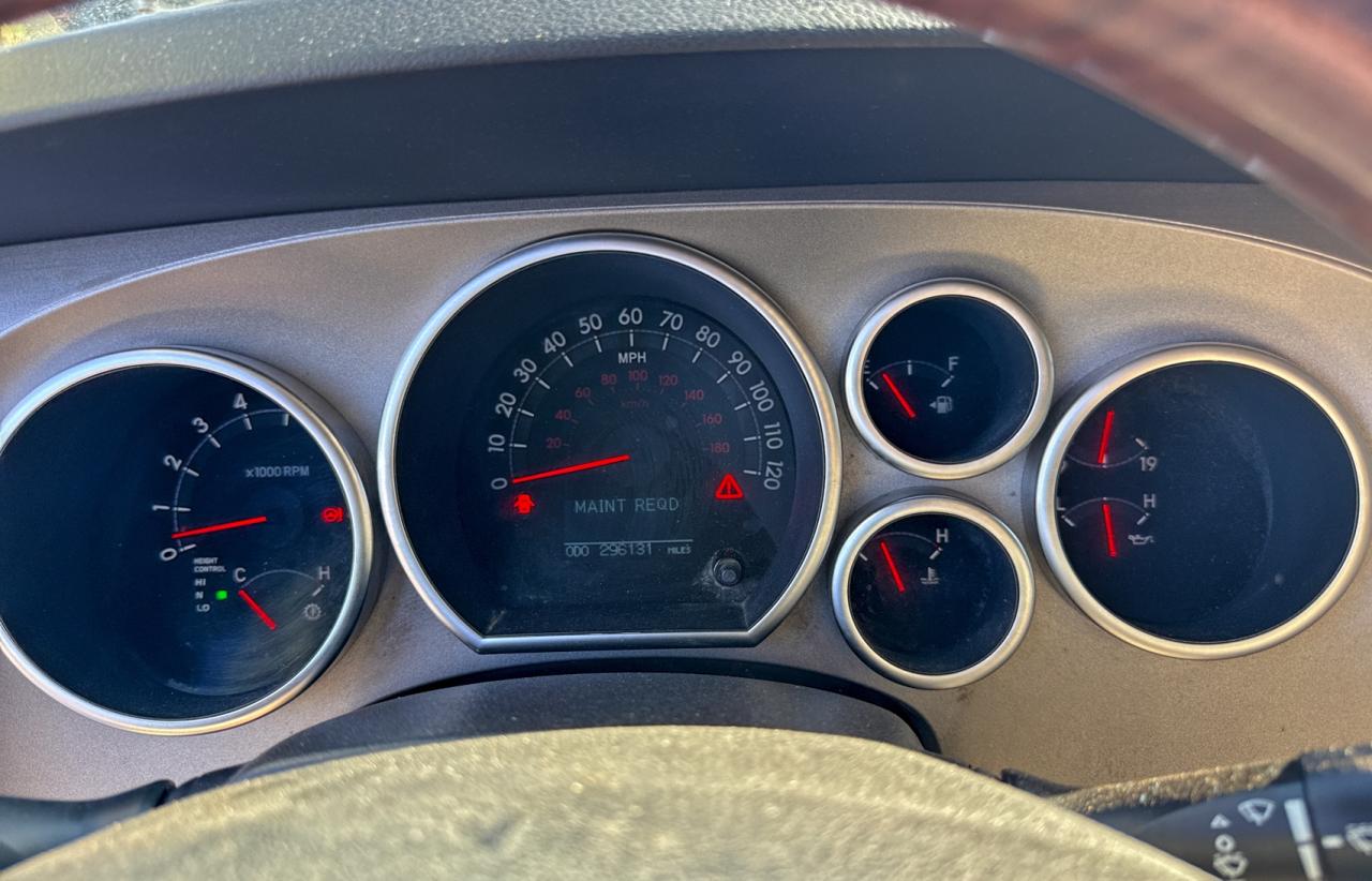 2010 TOYOTA SEQUOIA PLATINUM photo 8