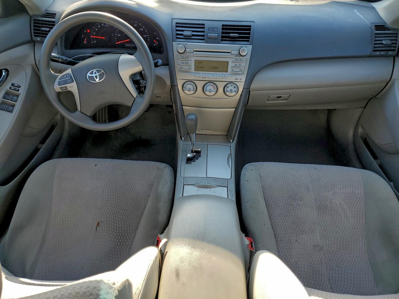 2011 TOYOTA CAMRY BASE photo 8