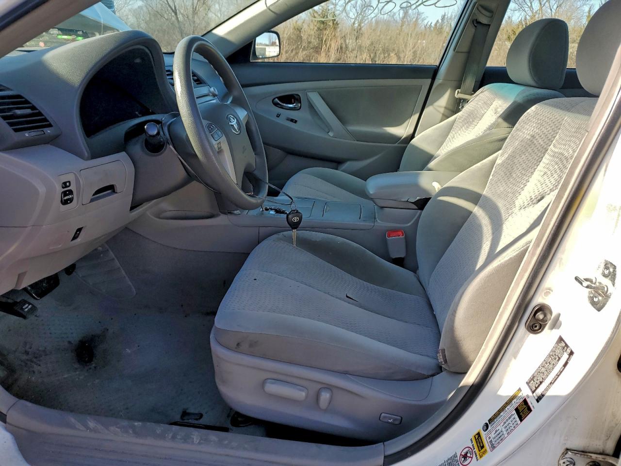 2011 TOYOTA CAMRY BASE photo 7