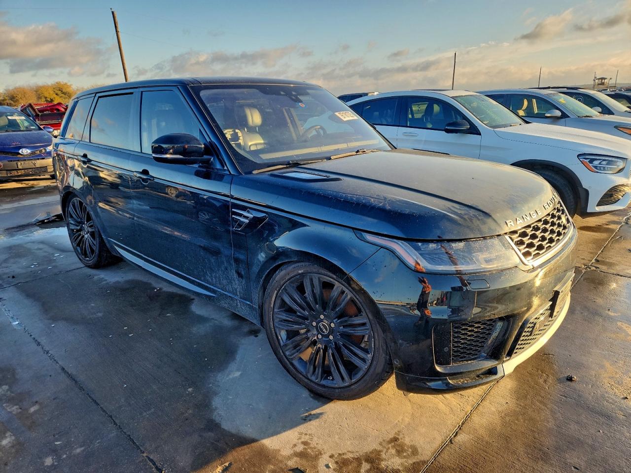 2018 LAND ROVER RANGE ROVER SPORT HSE photo 4