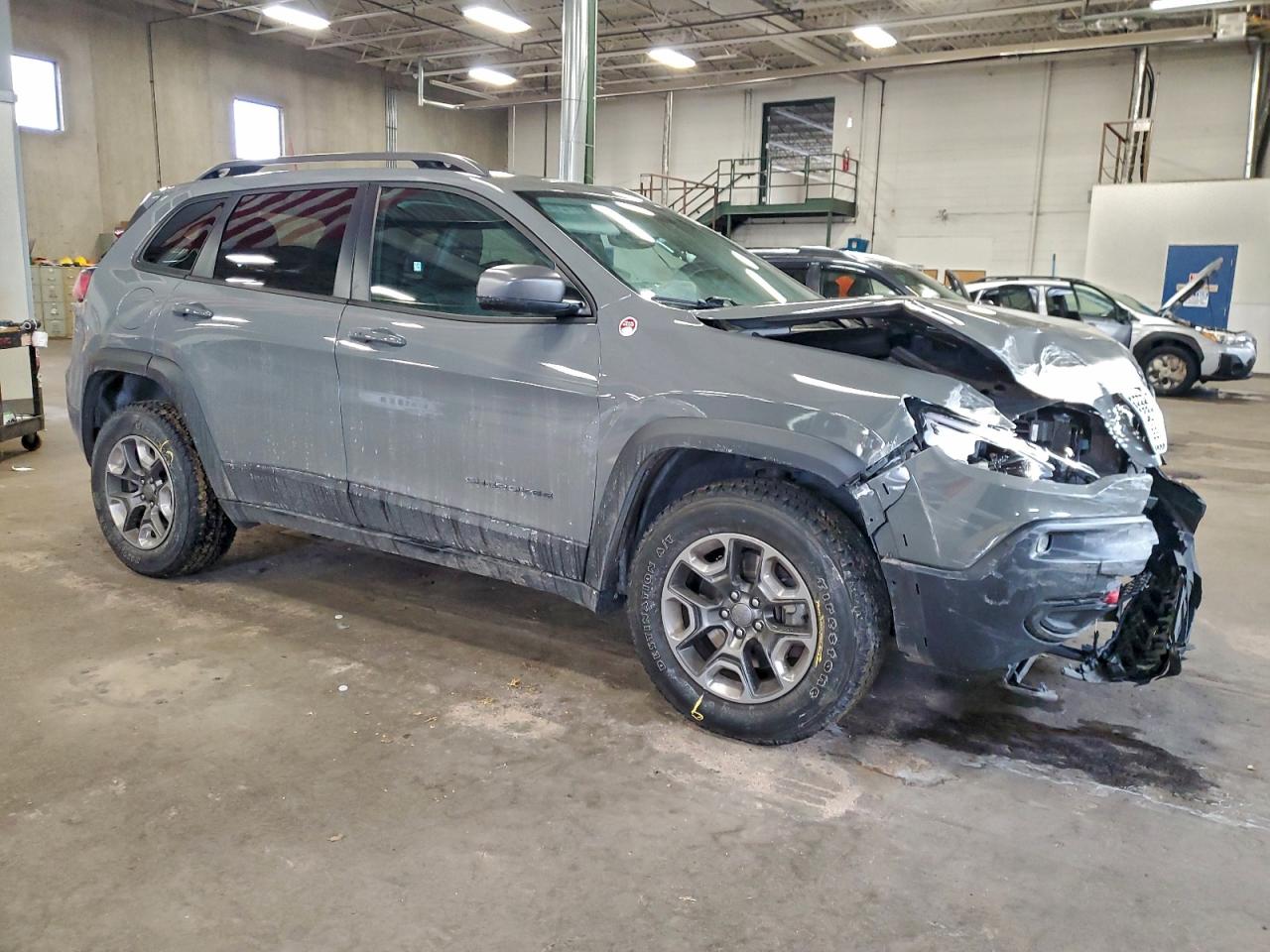 2019 JEEP CHEROKEE TRAILHAWK photo 4