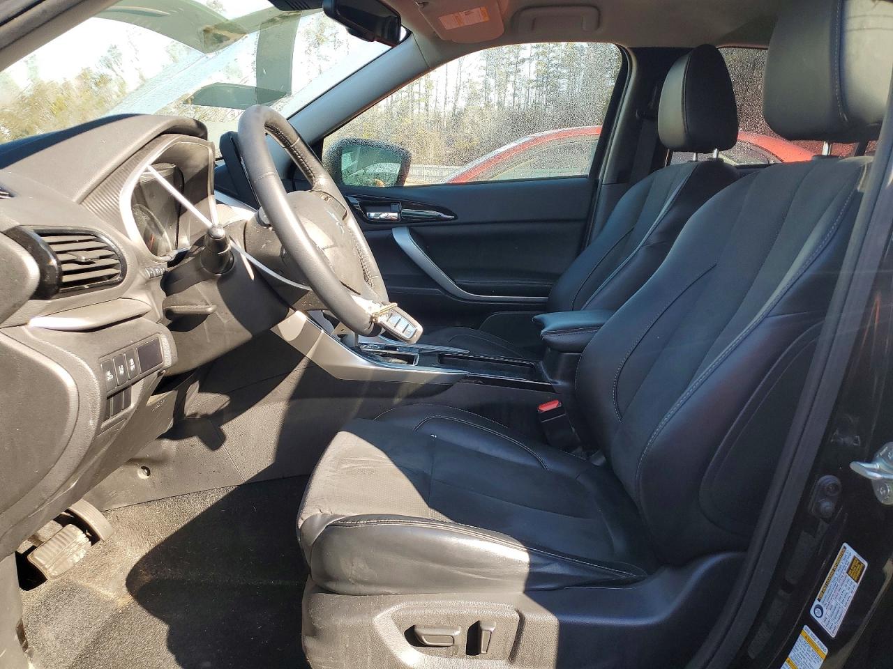 2022 MITSUBISHI ECLIPSE CROSS SE photo 7