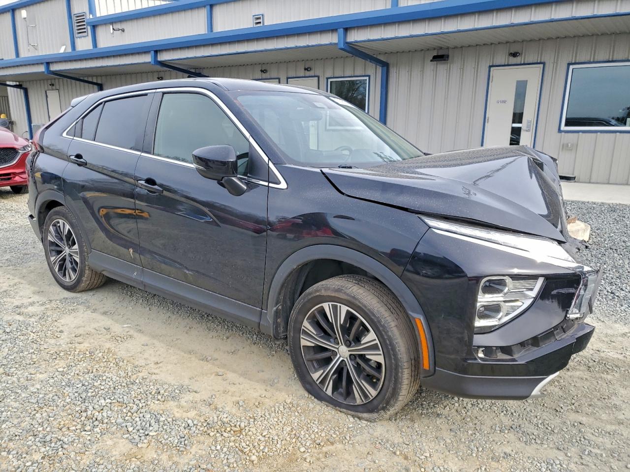 2022 MITSUBISHI ECLIPSE CROSS SE photo 4