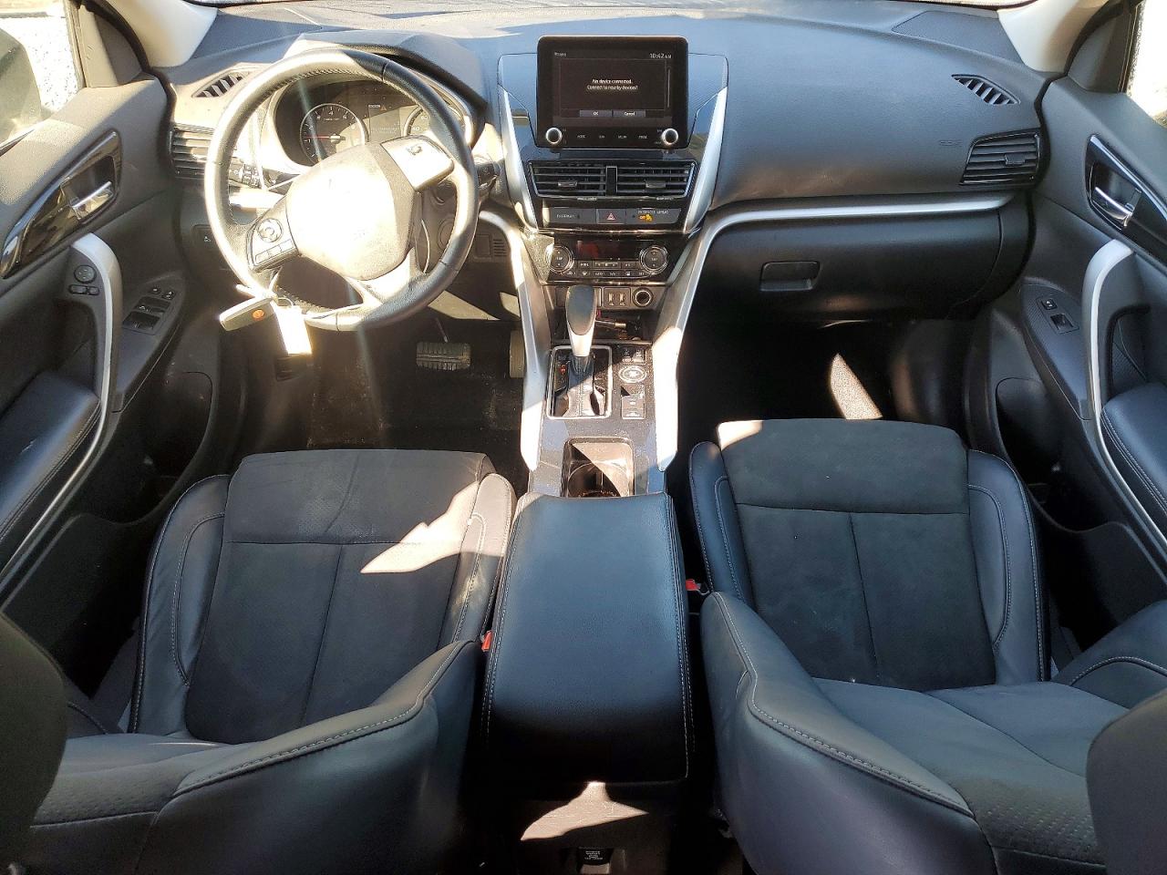 2022 MITSUBISHI ECLIPSE CROSS SE photo 8