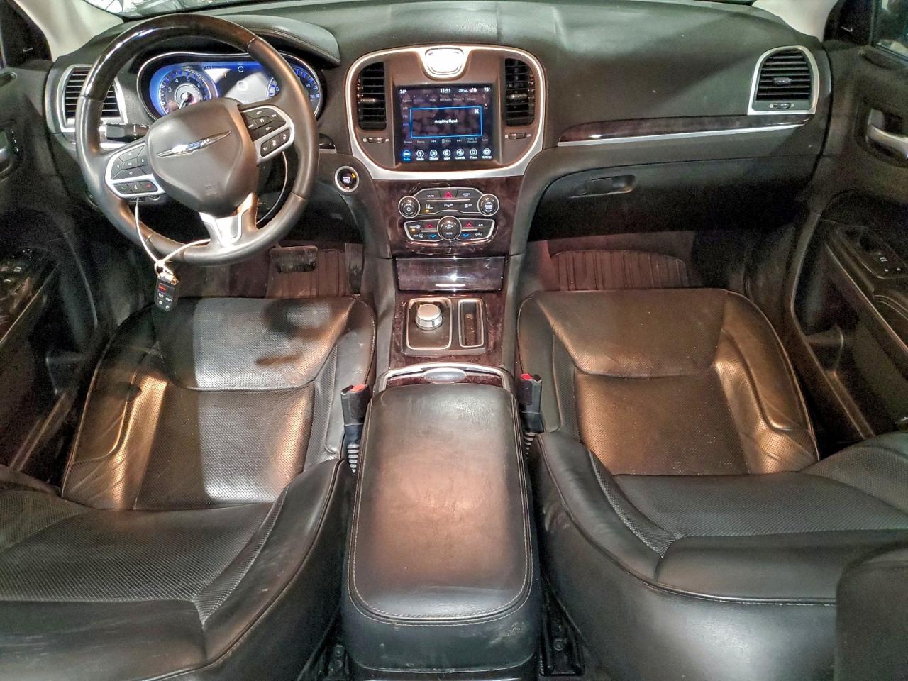 2018 CHRYSLER 300 LIMITED photo 8