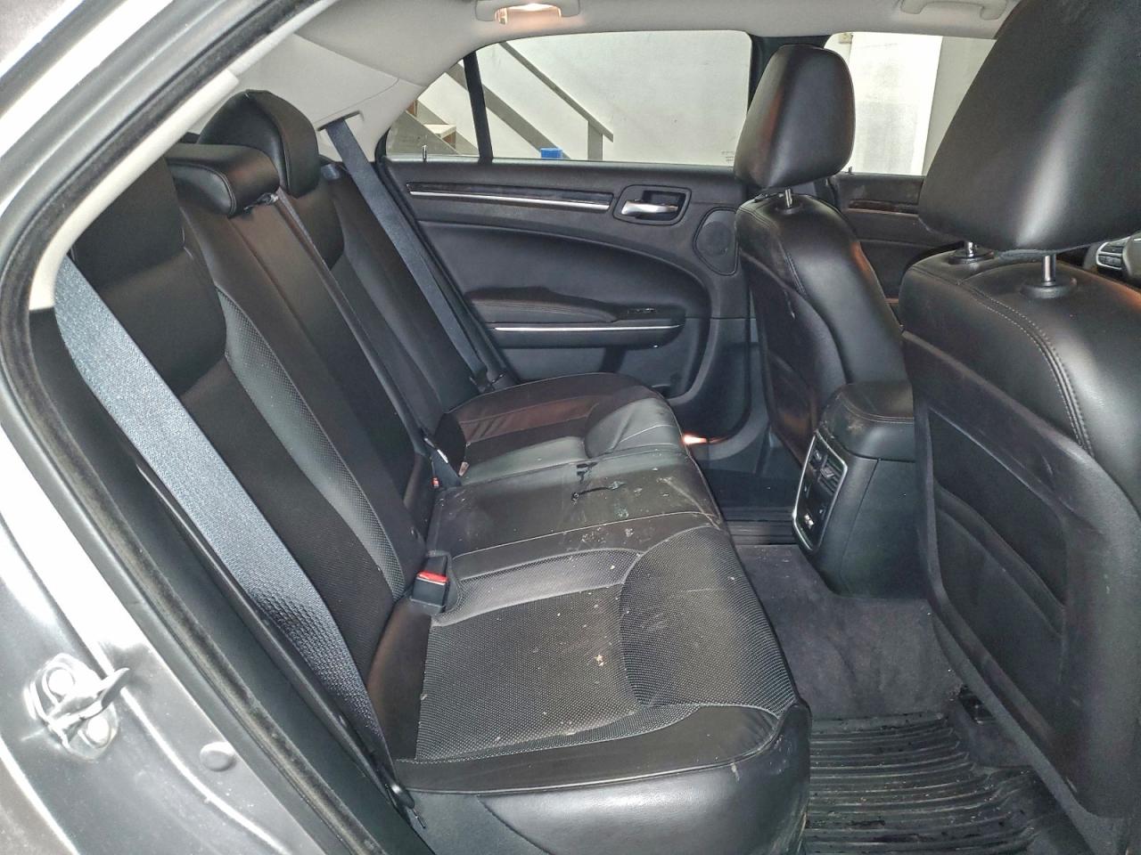 2018 CHRYSLER 300 LIMITED photo 10