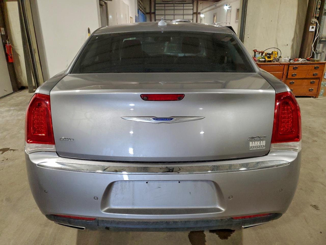 2018 CHRYSLER 300 LIMITED photo 6