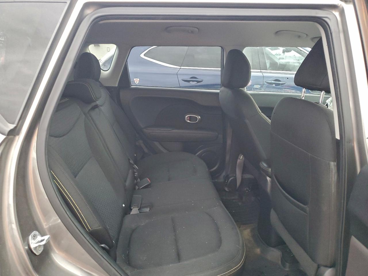 2016 KIA SOUL + photo 11