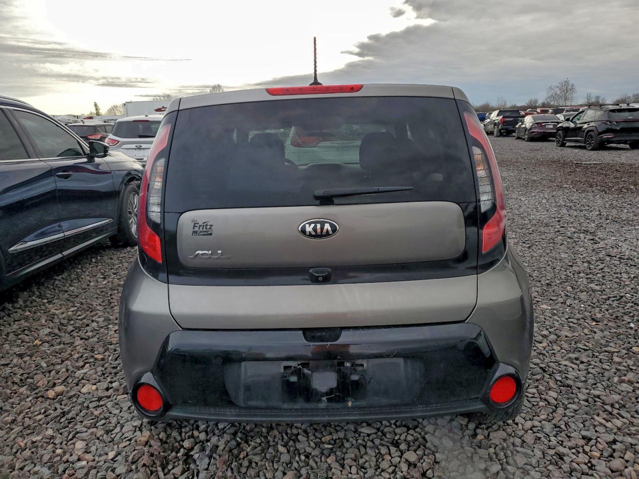 2016 KIA SOUL + photo 6