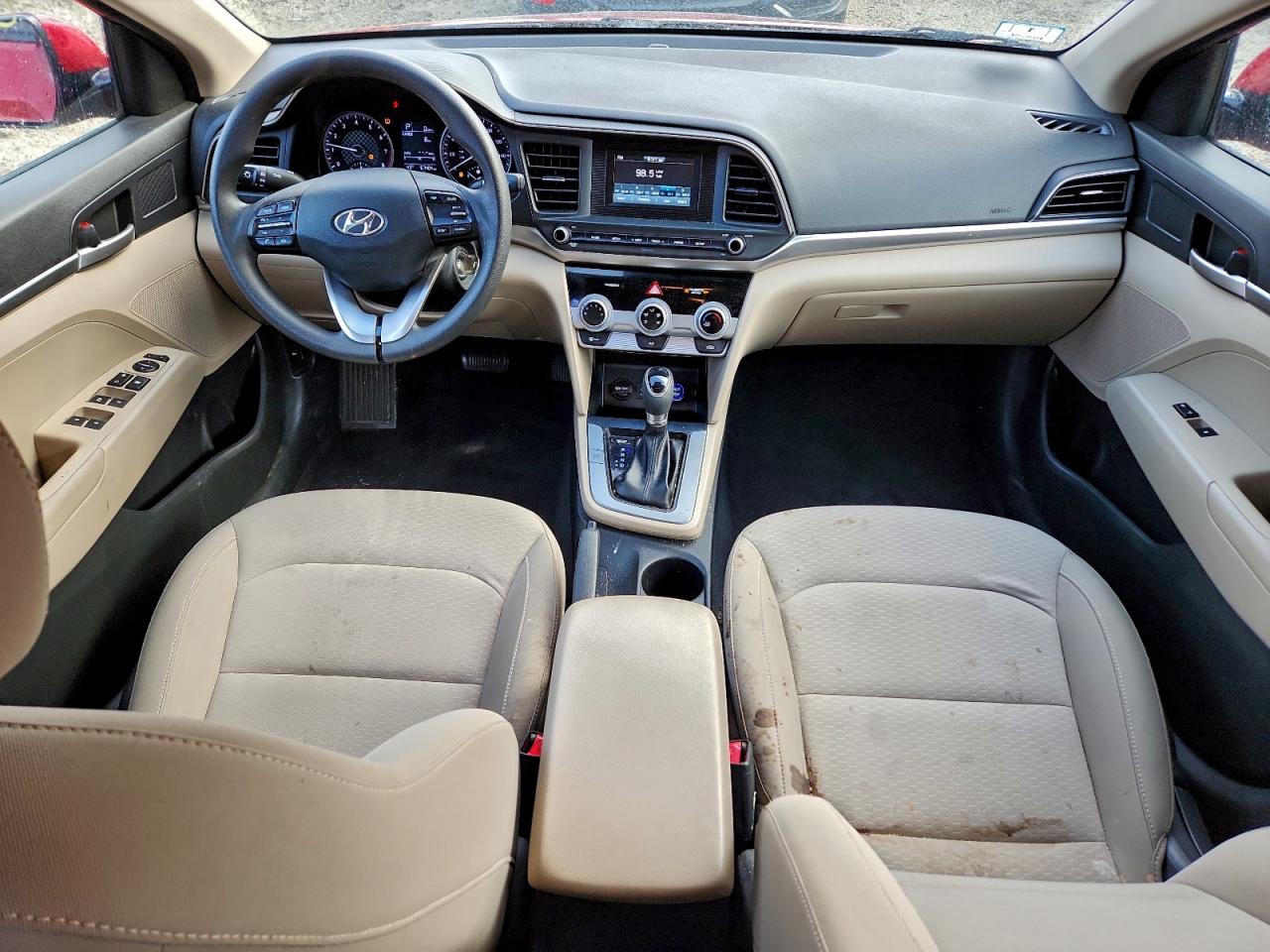 2019 HYUNDAI ELANTRA SE photo 8