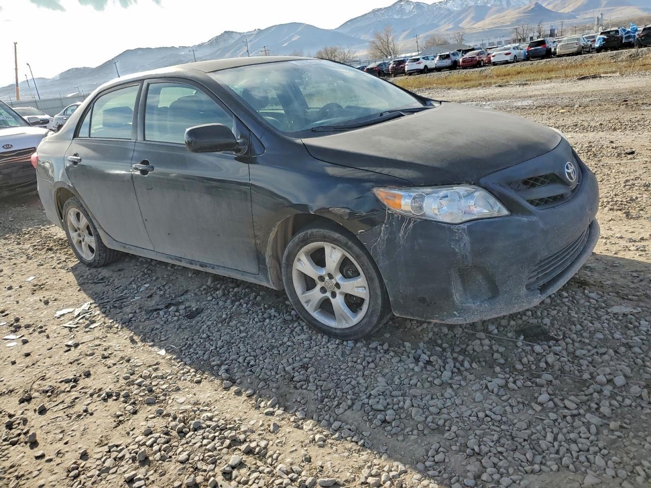2011 TOYOTA COROLLA BASE photo 4
