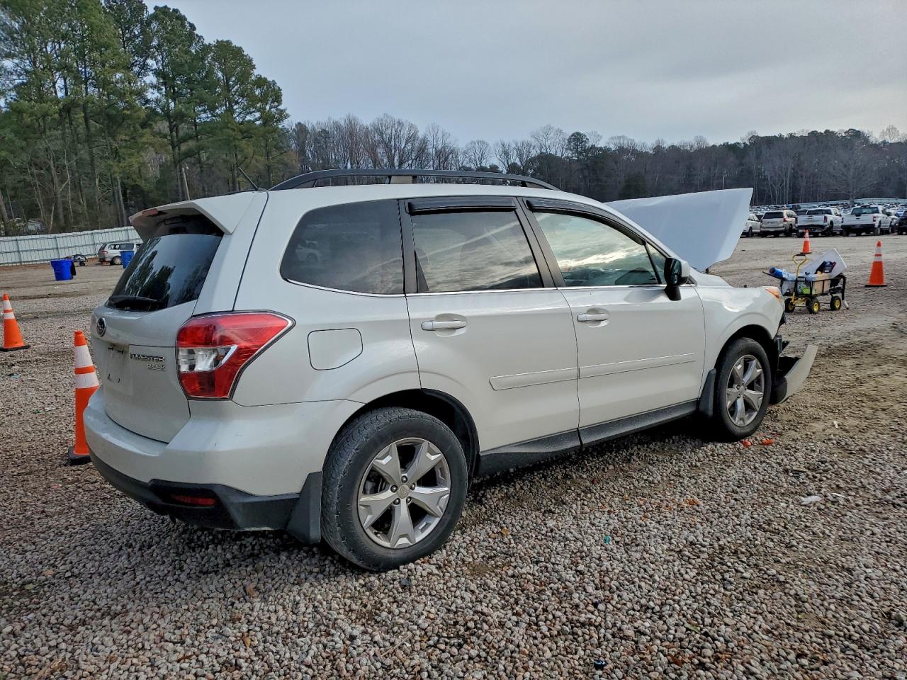 2015 SUBARU FORESTER 2.5I LIMITED photo 3