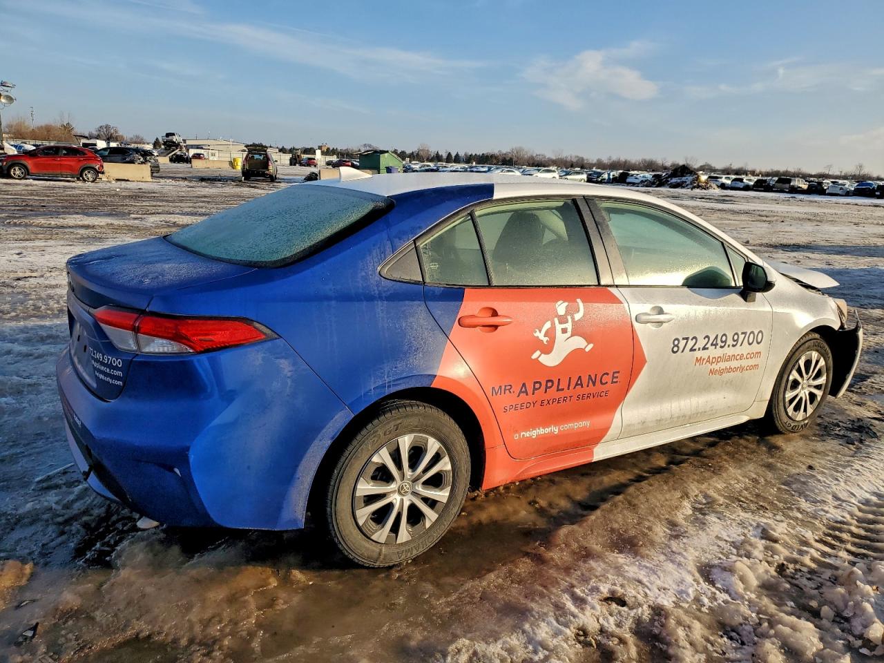 2022 TOYOTA COROLLA LE photo 5