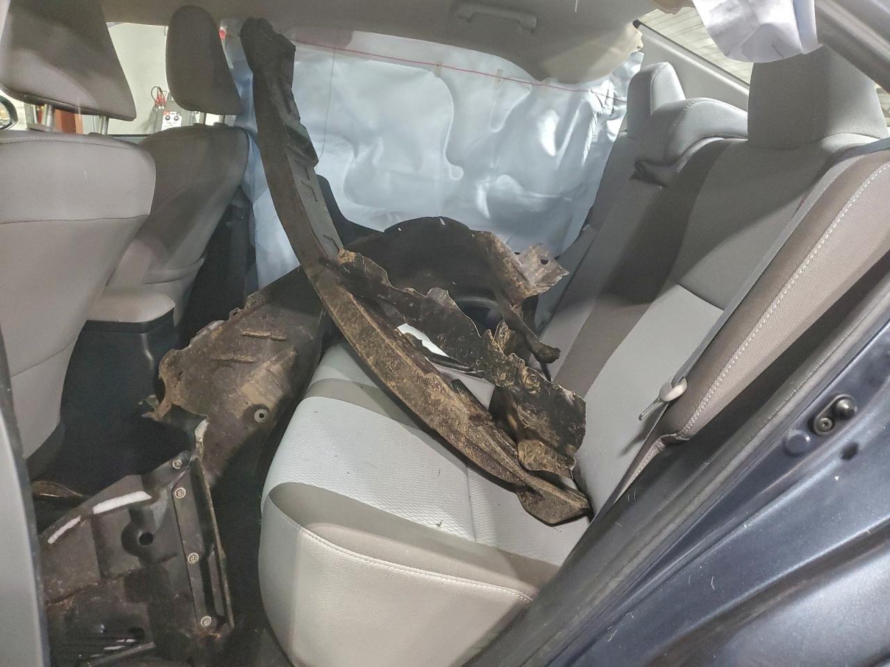 2018 TOYOTA COROLLA L photo 10