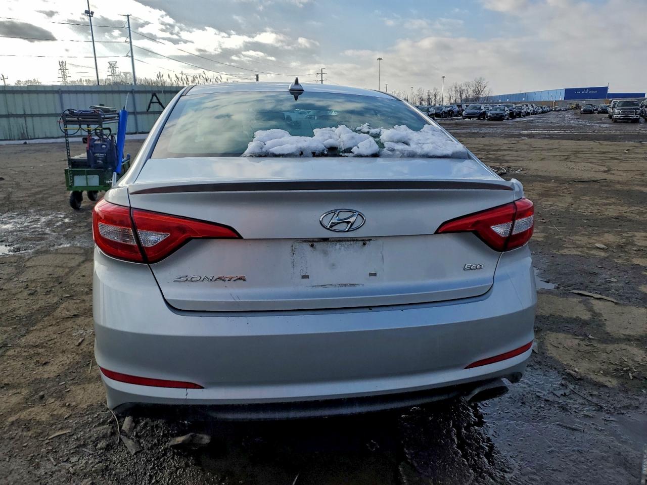 2015 HYUNDAI SONATA ECO photo 6