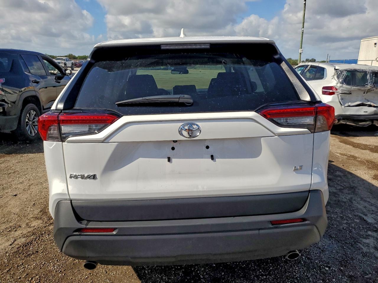 2025 TOYOTA RAV4 LE photo 6