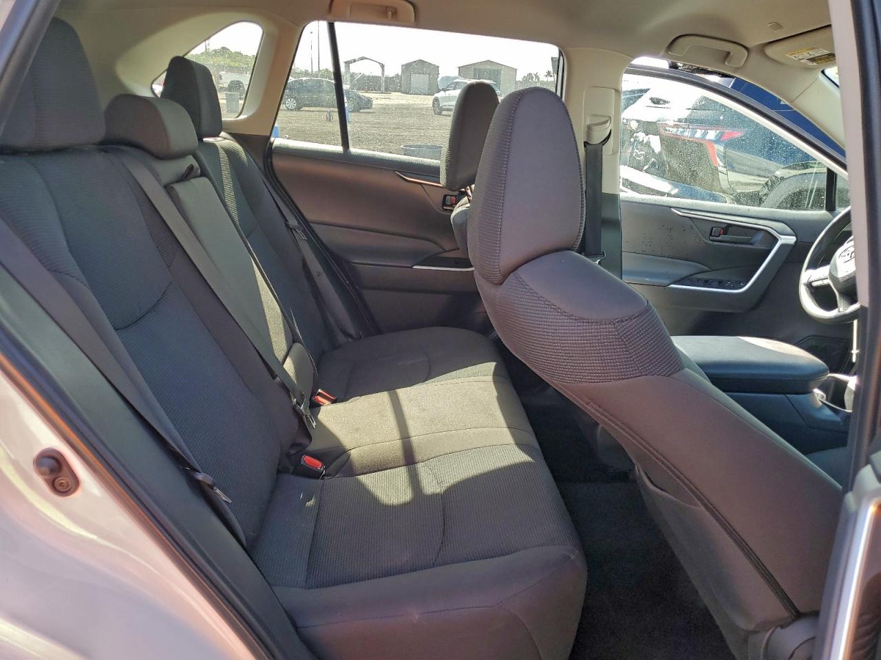 2025 TOYOTA RAV4 LE photo 10