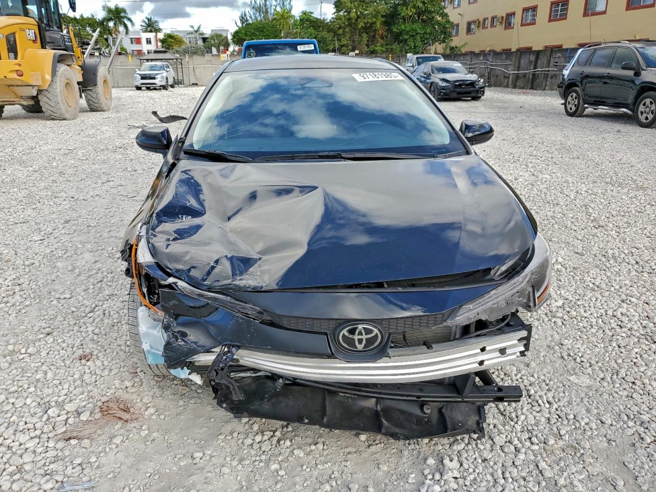 2025 TOYOTA COROLLA LE photo 5