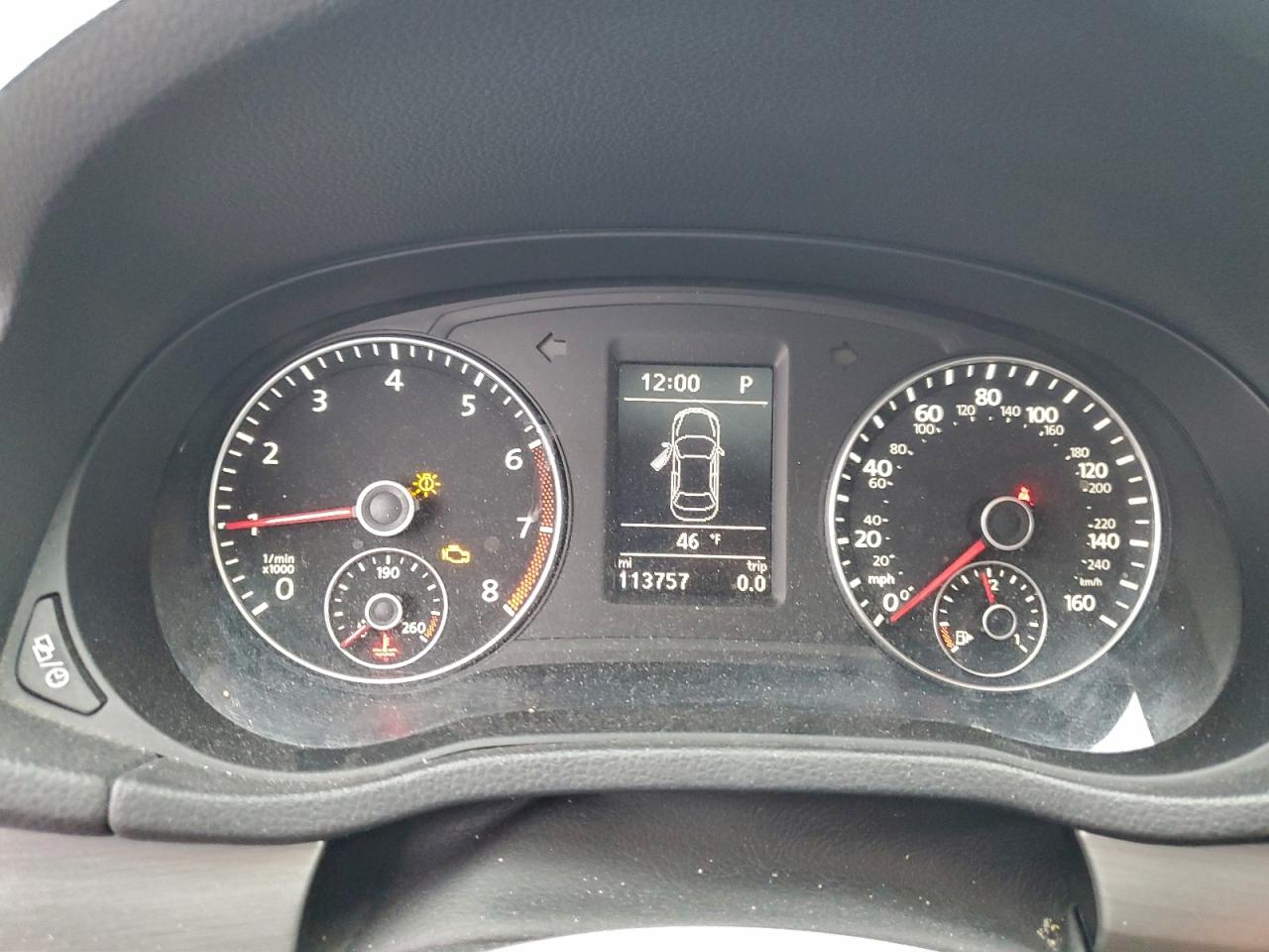 2015 VOLKSWAGEN PASSAT SE photo 9