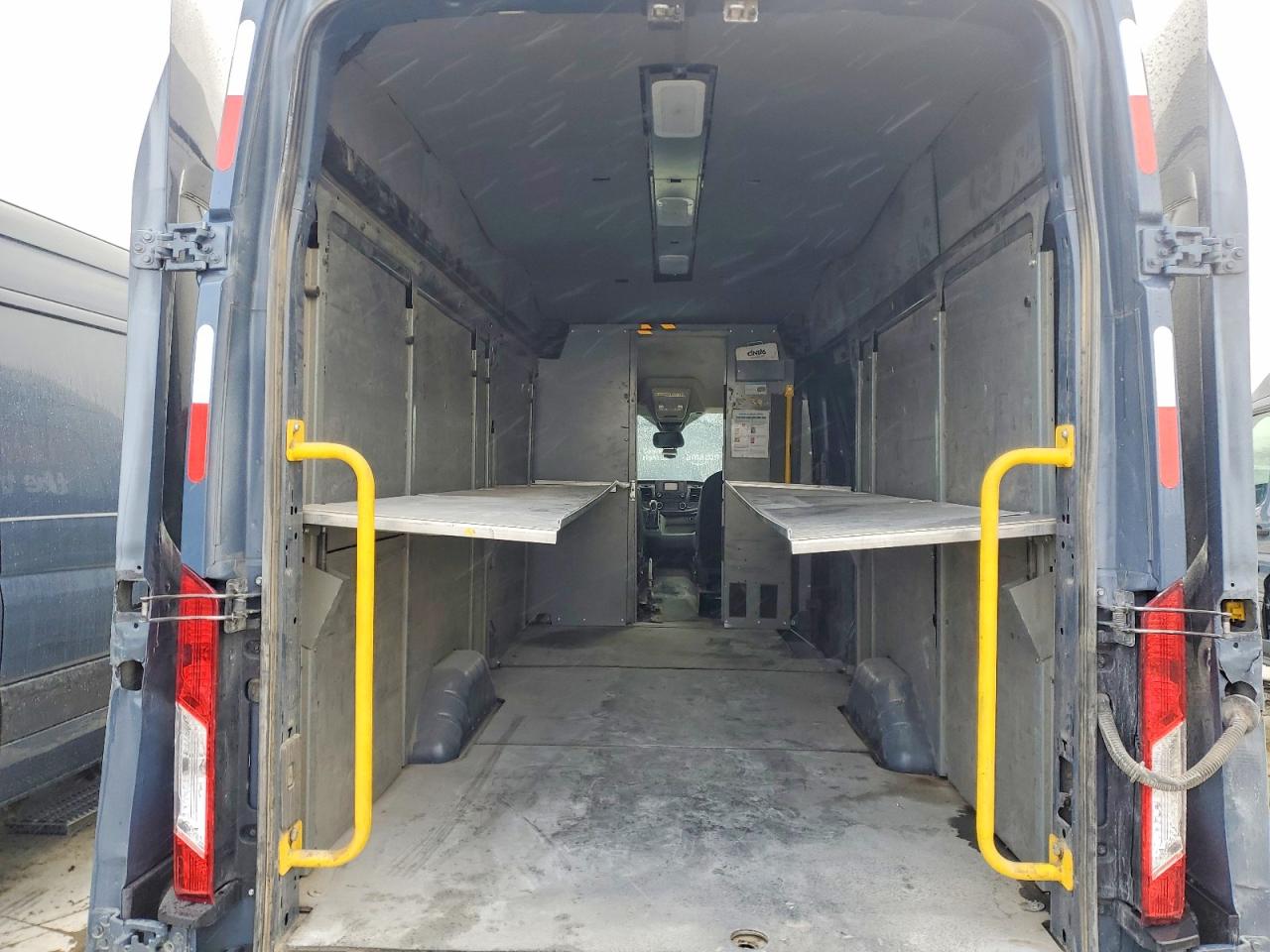 2020 FORD TRANSIT 250 DELIVERY VAN photo 10