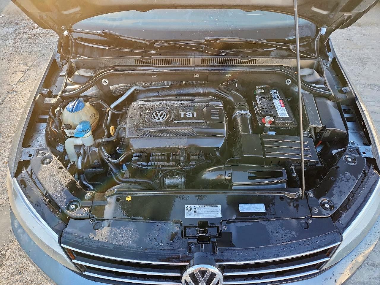 2015 VOLKSWAGEN JETTA SE photo 11