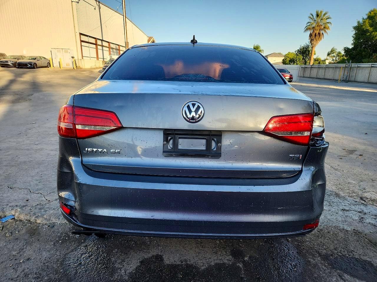 2015 VOLKSWAGEN JETTA SE photo 6
