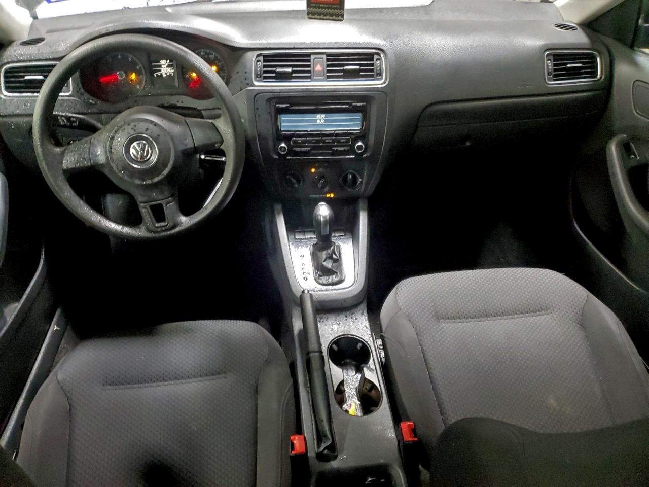 2013 VOLKSWAGEN JETTA BASE photo 8
