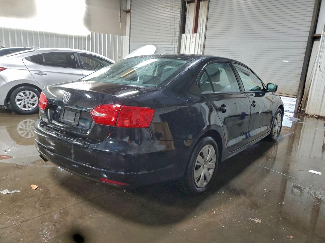 2013 VOLKSWAGEN JETTA BASE photo 3
